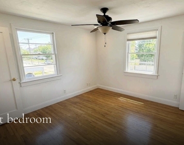 45 Cedar Avenue - Photo Thumbnail 3