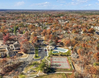 141 Aster Court - Photo Thumbnail 21