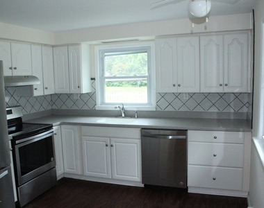 254 Admiral Avenue - Photo Thumbnail 1