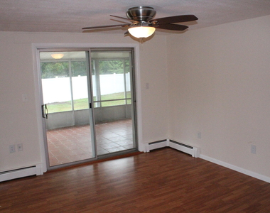 254 Admiral Avenue - Photo Thumbnail 3