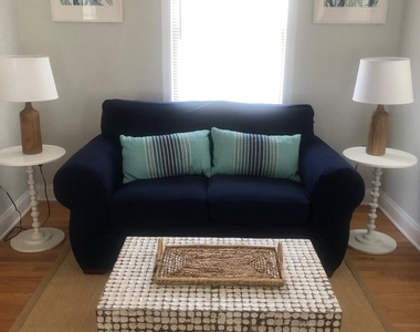 606 Brinley Avenue - Photo Thumbnail 7