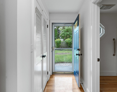 12 Parmly Street - Photo Thumbnail 20