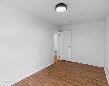 12 Parmly Street - Photo Thumbnail 14