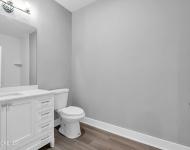 33 Union Avenue - Photo Thumbnail 34