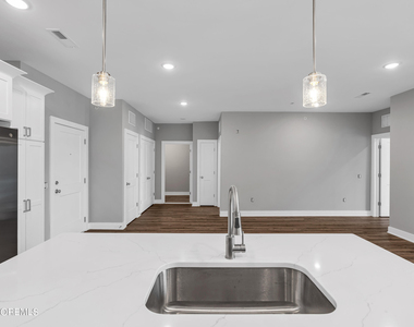 33 Union Avenue - Photo Thumbnail 29