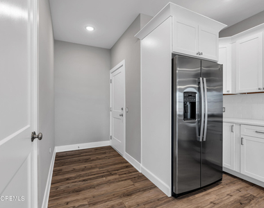 33 Union Avenue - Photo Thumbnail 5
