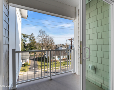 33 Union Avenue - Photo Thumbnail 33