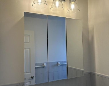 208 16th Avenue - Photo Thumbnail 8
