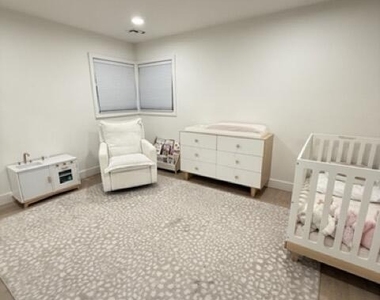 1024 Raymere Avenue - Photo Thumbnail 12