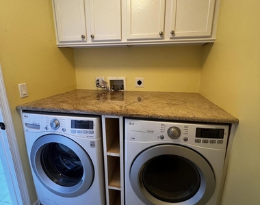 1624 Melville Street - Photo Thumbnail 28