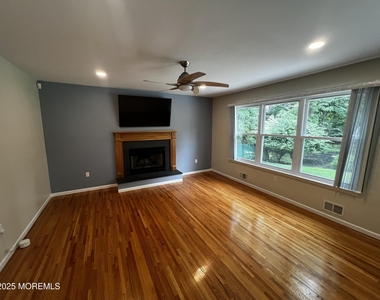 1624 Melville Street - Photo Thumbnail 11