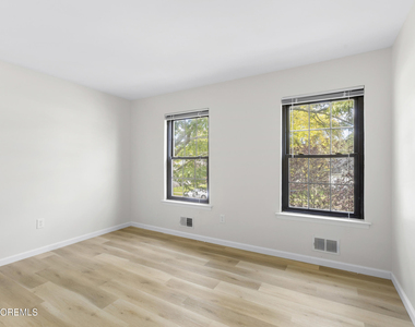 13 Laurel Crest Drive - Photo Thumbnail 14