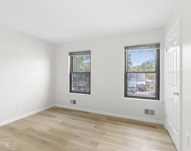 13 Laurel Crest Drive - Photo Thumbnail 13