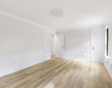 13 Laurel Crest Drive - Photo Thumbnail 15