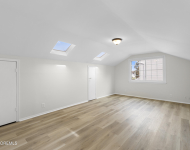 13 Laurel Crest Drive - Photo Thumbnail 12