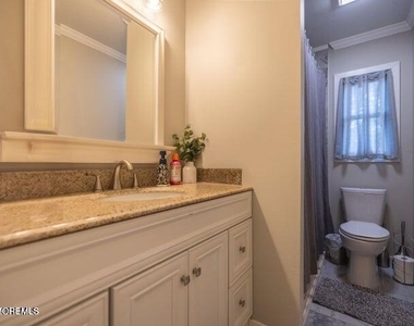 786 Nebraska Avenue - Photo Thumbnail 9