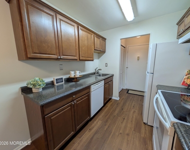 72 Overlook Way - Photo Thumbnail 3