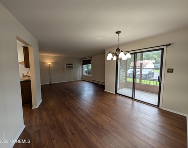 72 Overlook Way - Photo Thumbnail 2