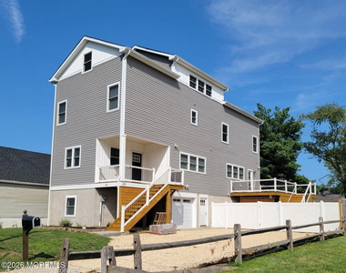 46 Hudson Avenue - Photo Thumbnail 1