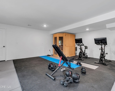 46 Hudson Avenue - Photo Thumbnail 25
