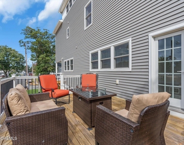 46 Hudson Avenue - Photo Thumbnail 28