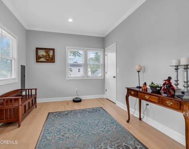 46 Hudson Avenue - Photo Thumbnail 7