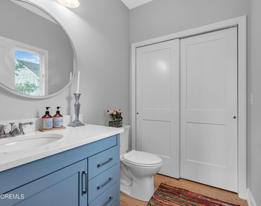 46 Hudson Avenue - Photo Thumbnail 12