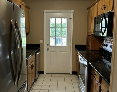 101 Waterfront Drive - Photo Thumbnail 2