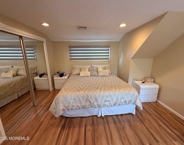 7 Carole Drive - Photo Thumbnail 10