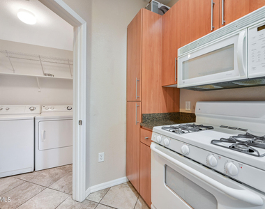 6900 E Princess Drive - Photo Thumbnail 8