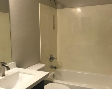 736 S Beck Avenue - Photo Thumbnail 22