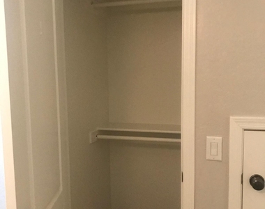 736 S Beck Avenue - Photo Thumbnail 13