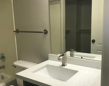 736 S Beck Avenue - Photo Thumbnail 28