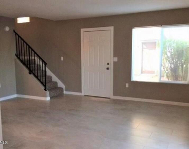 6122 W Morten Avenue - Photo Thumbnail 1