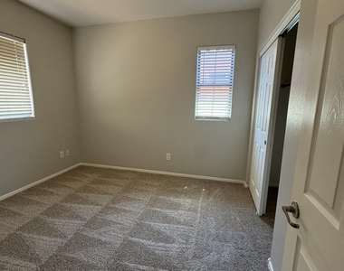 5319 W Paso Trail - Photo Thumbnail 27