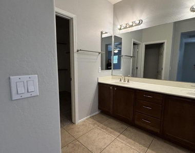 5319 W Paso Trail - Photo Thumbnail 17