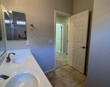 5319 W Paso Trail - Photo Thumbnail 16