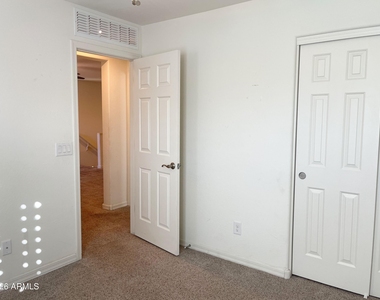 4737 E Betty Elyse Lane - Photo Thumbnail 17