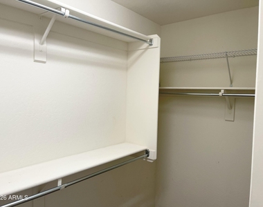 4737 E Betty Elyse Lane - Photo Thumbnail 15