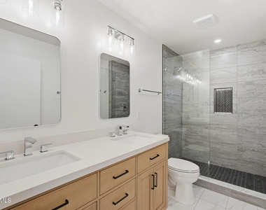 8355 E Stella Lane - Photo Thumbnail 18