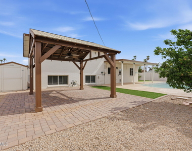 8355 E Stella Lane - Photo Thumbnail 38