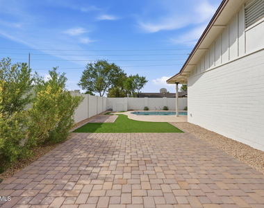 8355 E Stella Lane - Photo Thumbnail 36