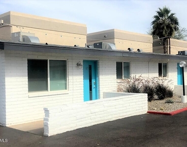3141 N 37th Street - Photo Thumbnail 1