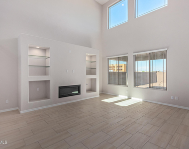25515 S 231st Street - Photo Thumbnail 2