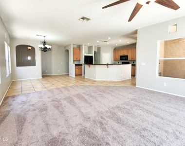 10625 W Salter Drive - Photo Thumbnail 7