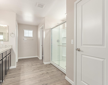 2071 E Piedmont Place - Photo Thumbnail 15