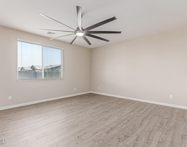 2071 E Piedmont Place - Photo Thumbnail 6