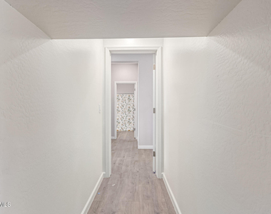 2071 E Piedmont Place - Photo Thumbnail 27