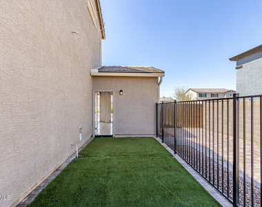 2071 E Piedmont Place - Photo Thumbnail 36