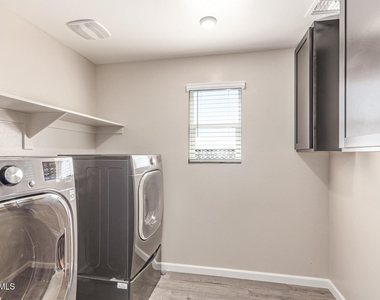2071 E Piedmont Place - Photo Thumbnail 32
